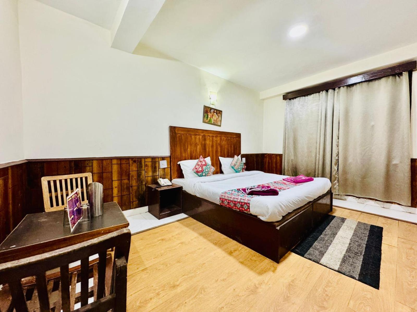 Silver Land With Mountain View - A River Side Property Manāli Exterior foto